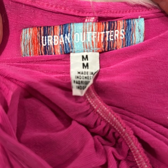 NWOT Pink Ruched Women's Crop Top Adjustable Straps Size M - Picture 5 of 8